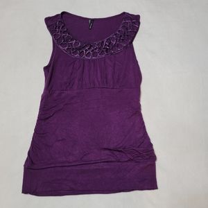 Purple sleeveless top